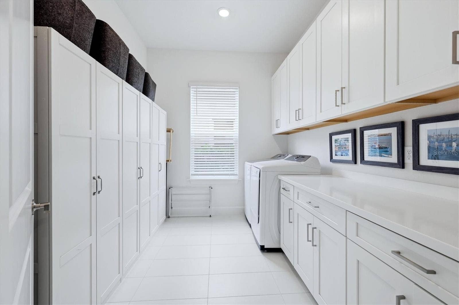 9463 TEQUILA SUNRISE DRIVE, Sarasota, FL 34241 9463 TEQUILA SUNRISE DRIVE, Sarasota, FL 34241