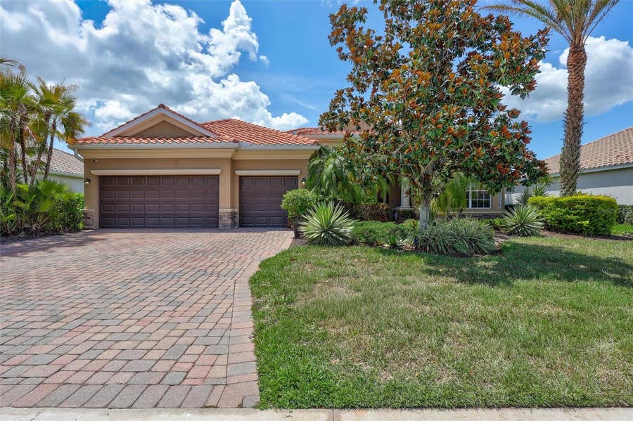 Property photo for 7511 HERITAGE GRAND PLACE, Bradenton, FL