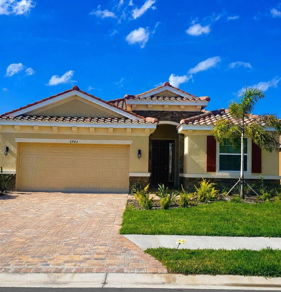 Property photo for 2903 ESMERALDA DRIVE, Sarasota, FL