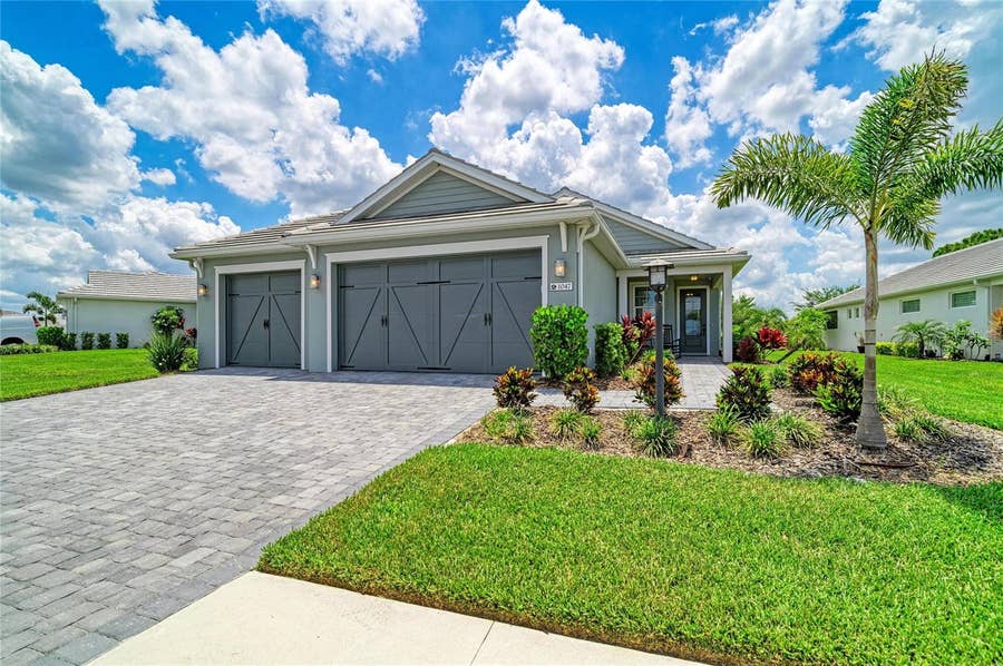 Property photo for 1047 WATERLINE COURT, Sarasota, FL
