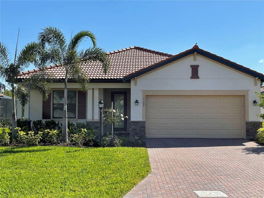 Property photo for 5127 TOBERMORY WAY, Bradenton, FL