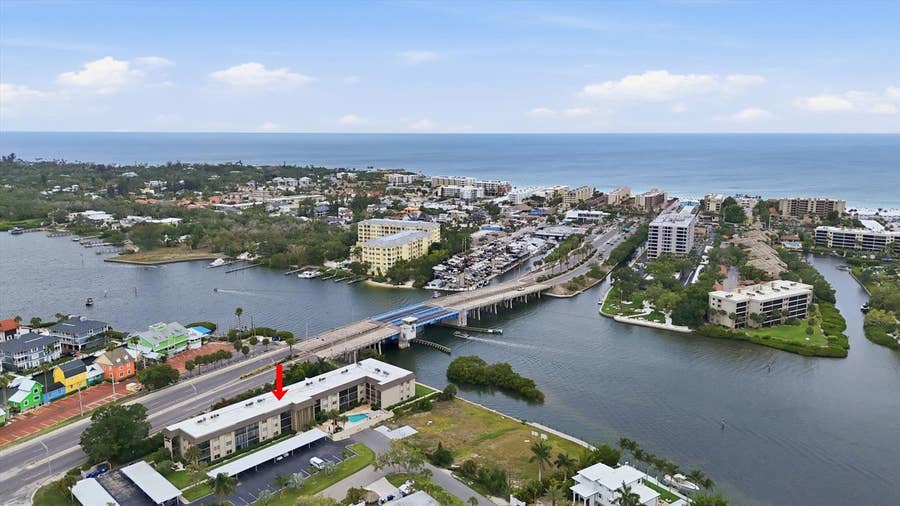 Property photo for 6470 HOLLYWOOD BOULEVARD, #208, Sarasota, FL