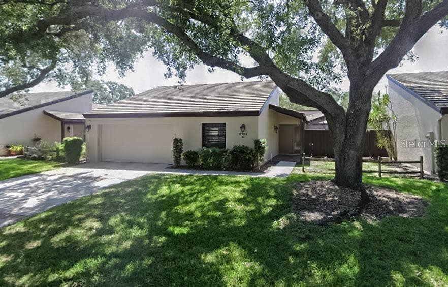 Property photo for 3724 GLEN OAKS MANOR DRIVE, Sarasota, FL