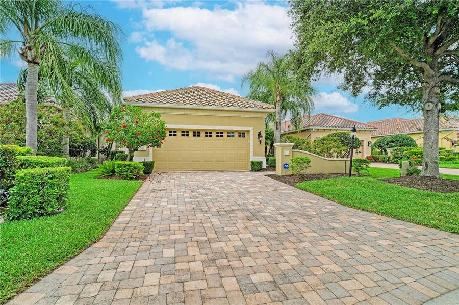 Property photo for 7361 WEXFORD COURT, Lakewood Ranch, FL