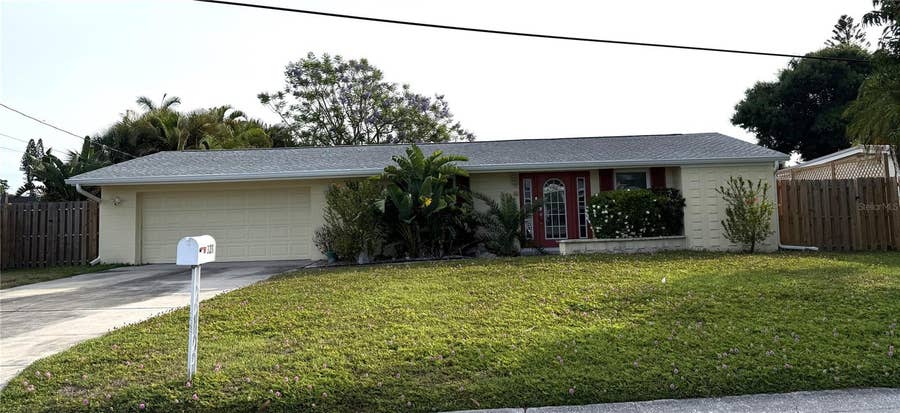 Property photo for 3211 MAYFLOWER STREET, Sarasota, FL