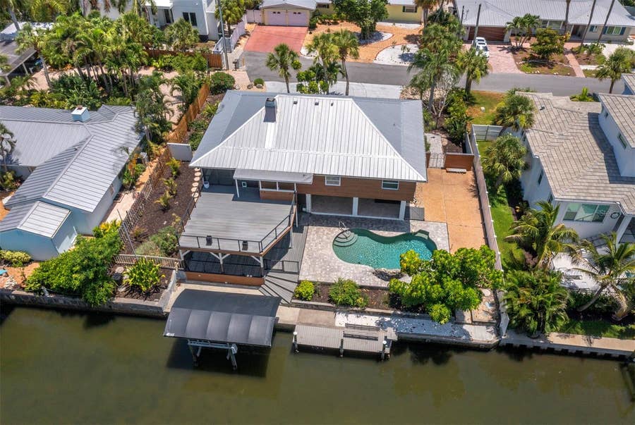 Property photo for 521 CUMMINGS STREET, Sarasota, FL