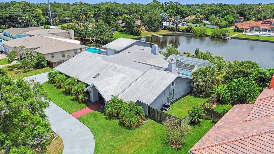 Property photo for 1615 SAINT PAULS DRIVE, Clearwater, FL