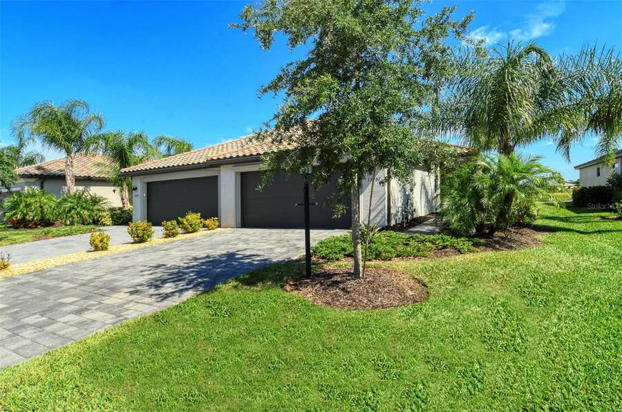 Property photo for 15957 CLEAR SKIES PLACE, Bradenton, FL