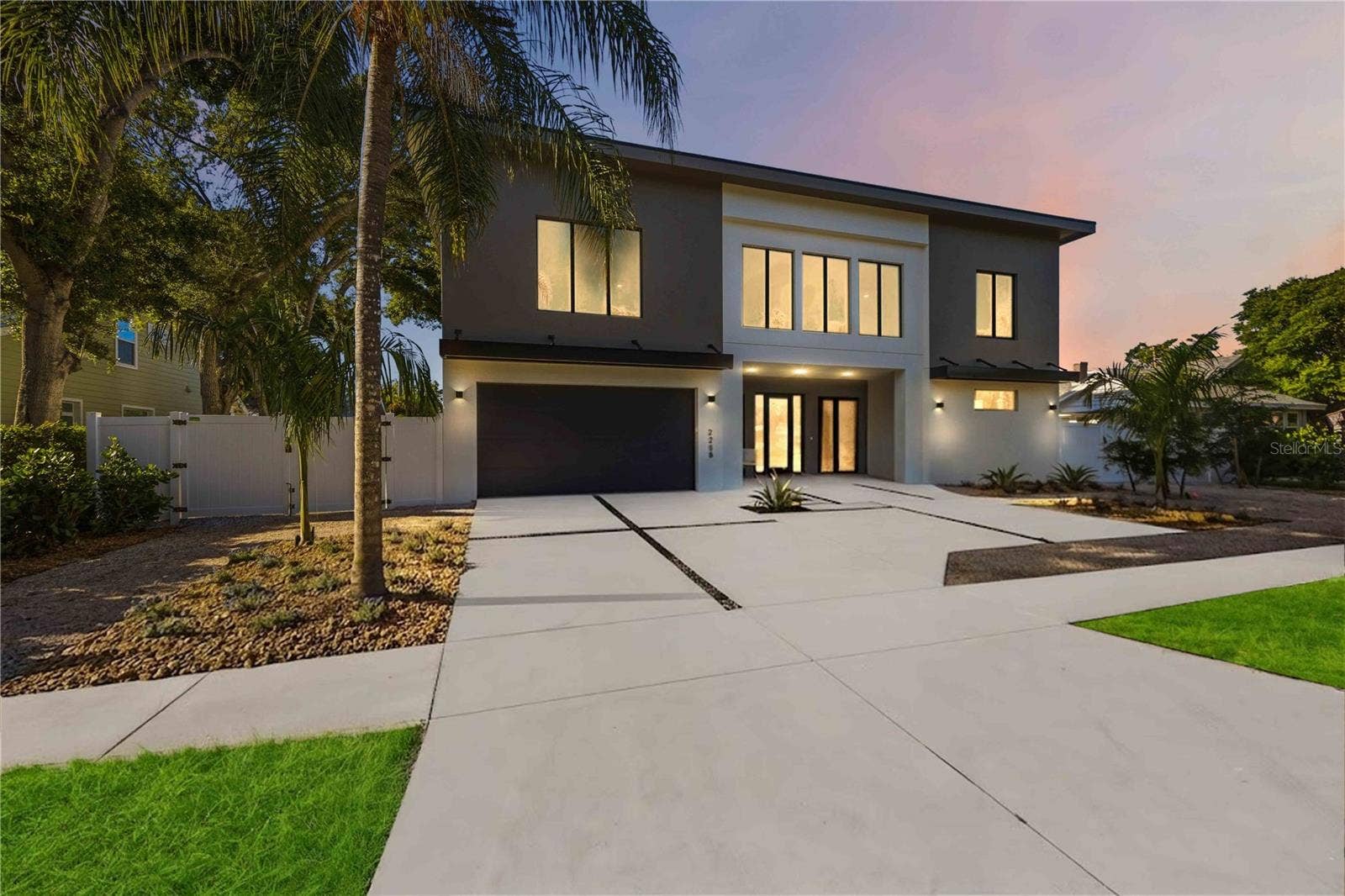 2258 ARLINGTON STREET, Sarasota, FL 34239 Front Elevation