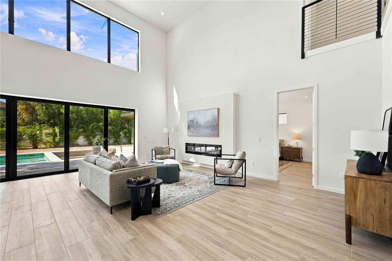 2258 ARLINGTON STREET, Sarasota, FL 34239 Expansive open floor plan