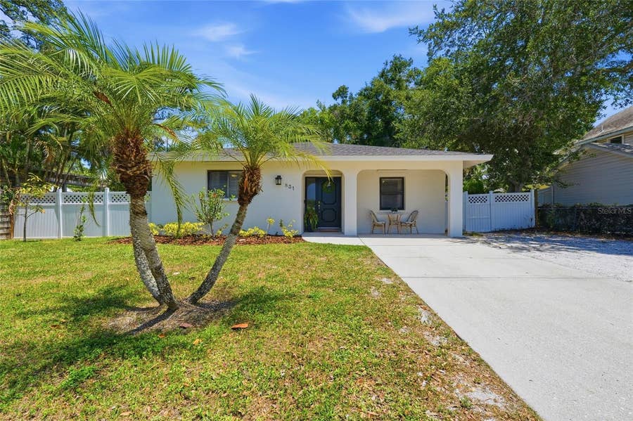 Property photo for 831 HIGHLAND STREET, Sarasota, FL