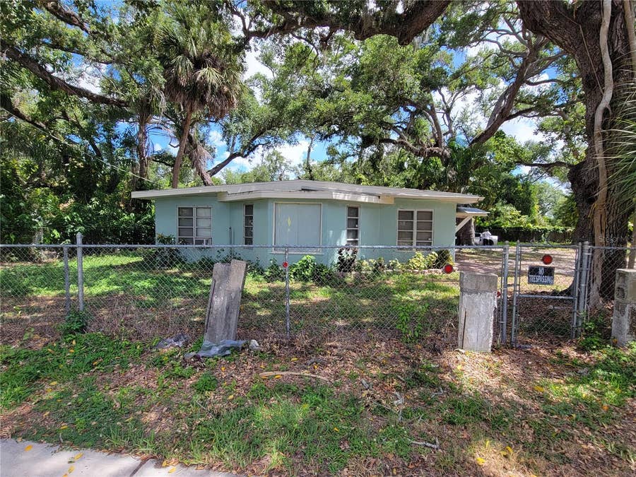 Property photo for 1375 MYRTLE STREET, Sarasota, FL