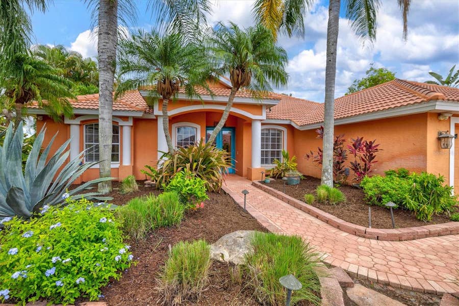 Property photo for 4860 CEDAR OAK WAY, Sarasota, FL