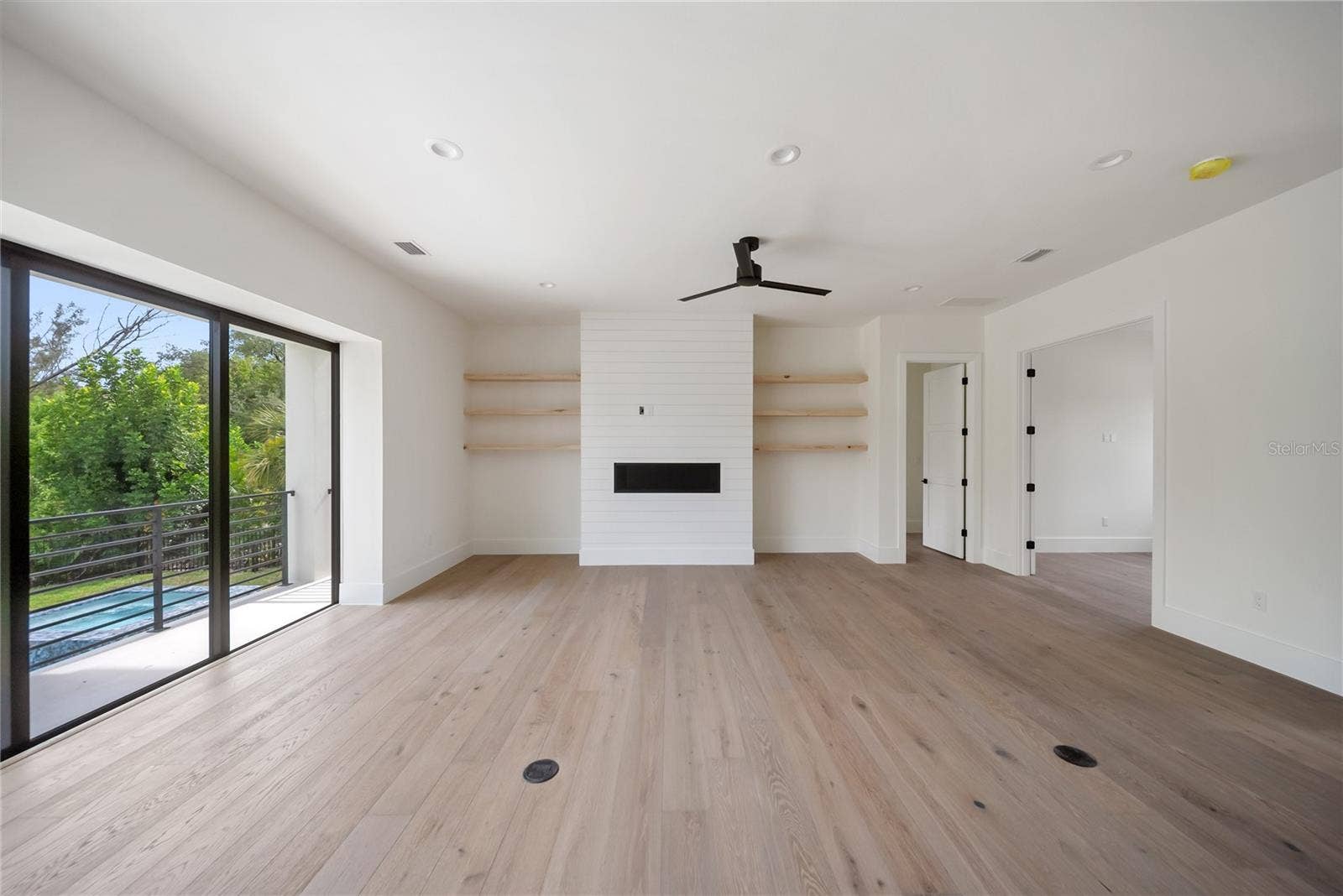 626 BUTTONWOOD DRIVE, Longboat Key, FL 34228 626 BUTTONWOOD DRIVE, Longboat Key, FL 34228
