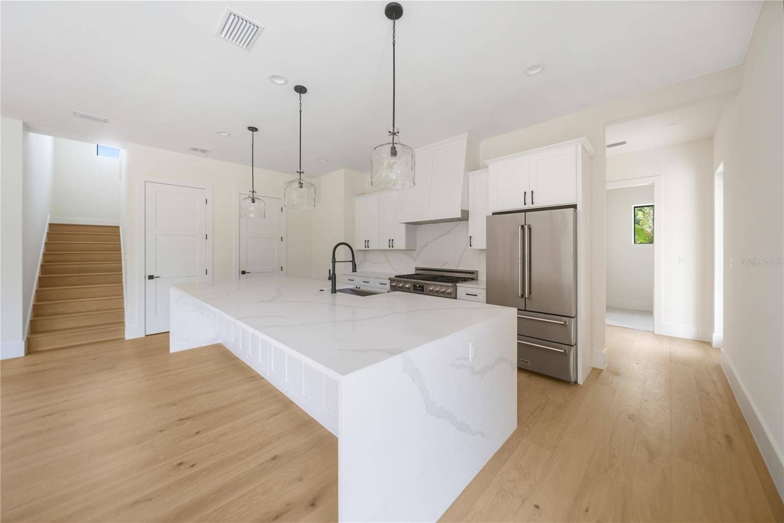 626 BUTTONWOOD DRIVE, Longboat Key, FL 34228 626 BUTTONWOOD DRIVE, Longboat Key, FL 34228