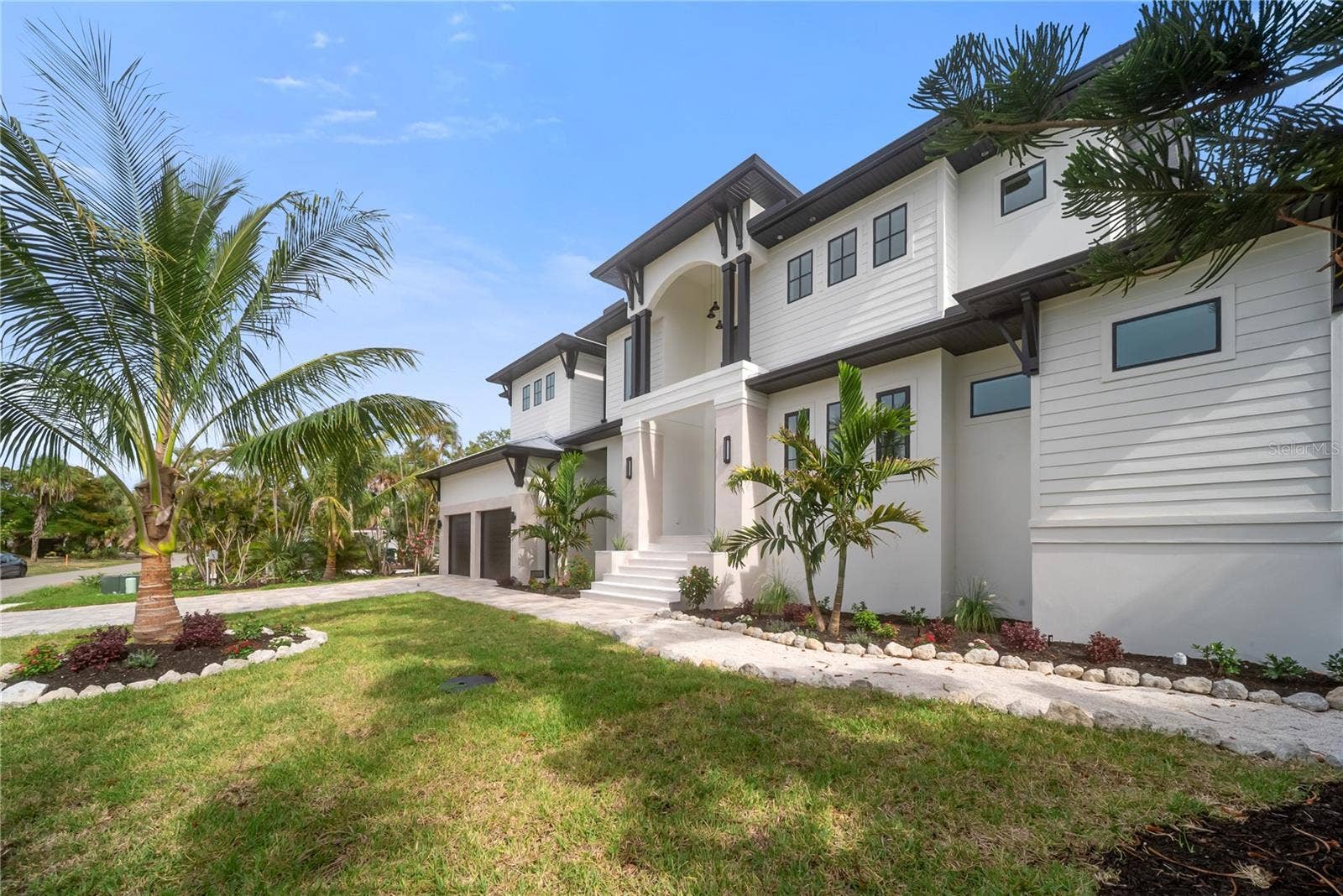 626 BUTTONWOOD DRIVE, Longboat Key, FL 34228 626 BUTTONWOOD DRIVE, Longboat Key, FL 34228
