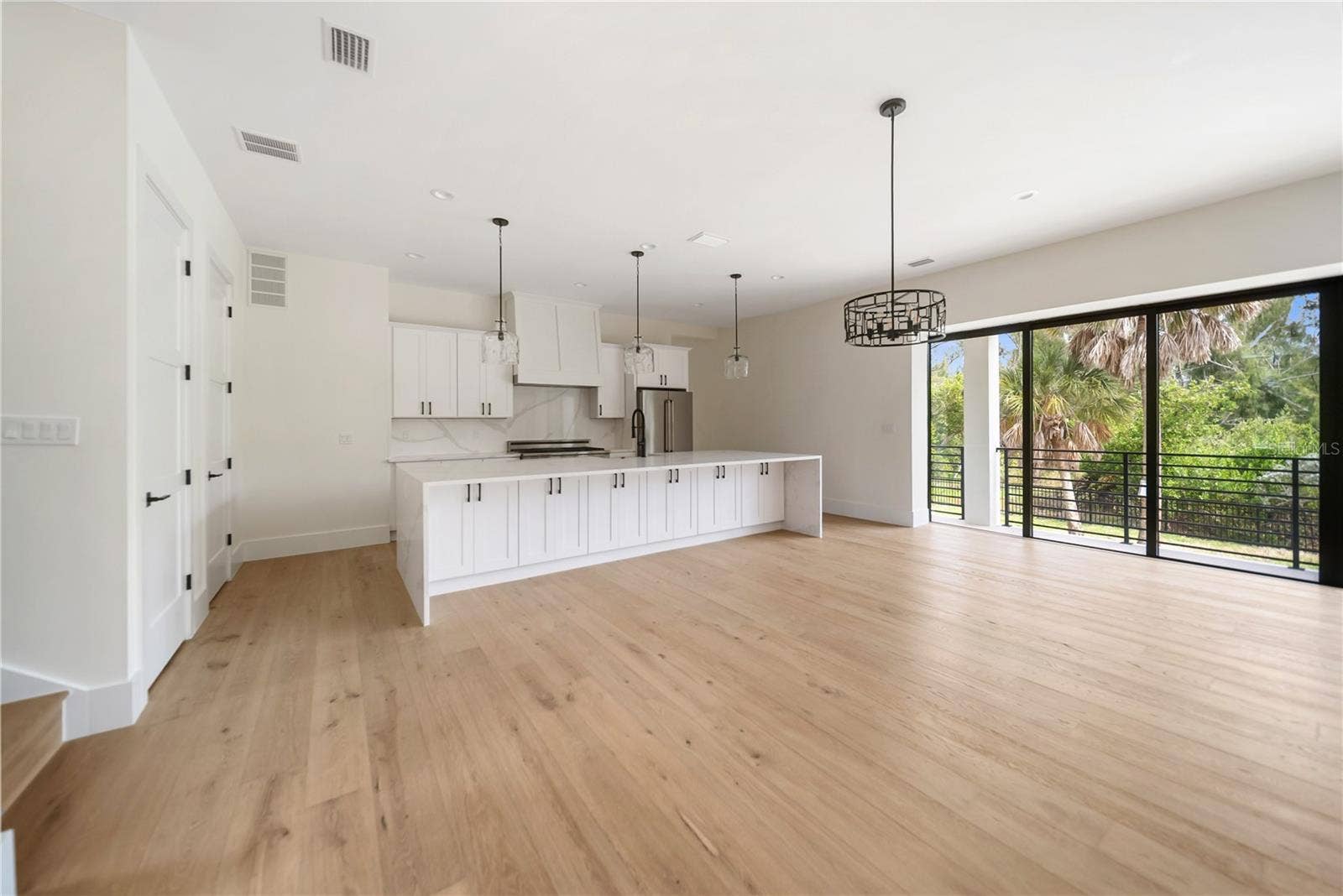 626 BUTTONWOOD DRIVE, Longboat Key, FL 34228 626 BUTTONWOOD DRIVE, Longboat Key, FL 34228