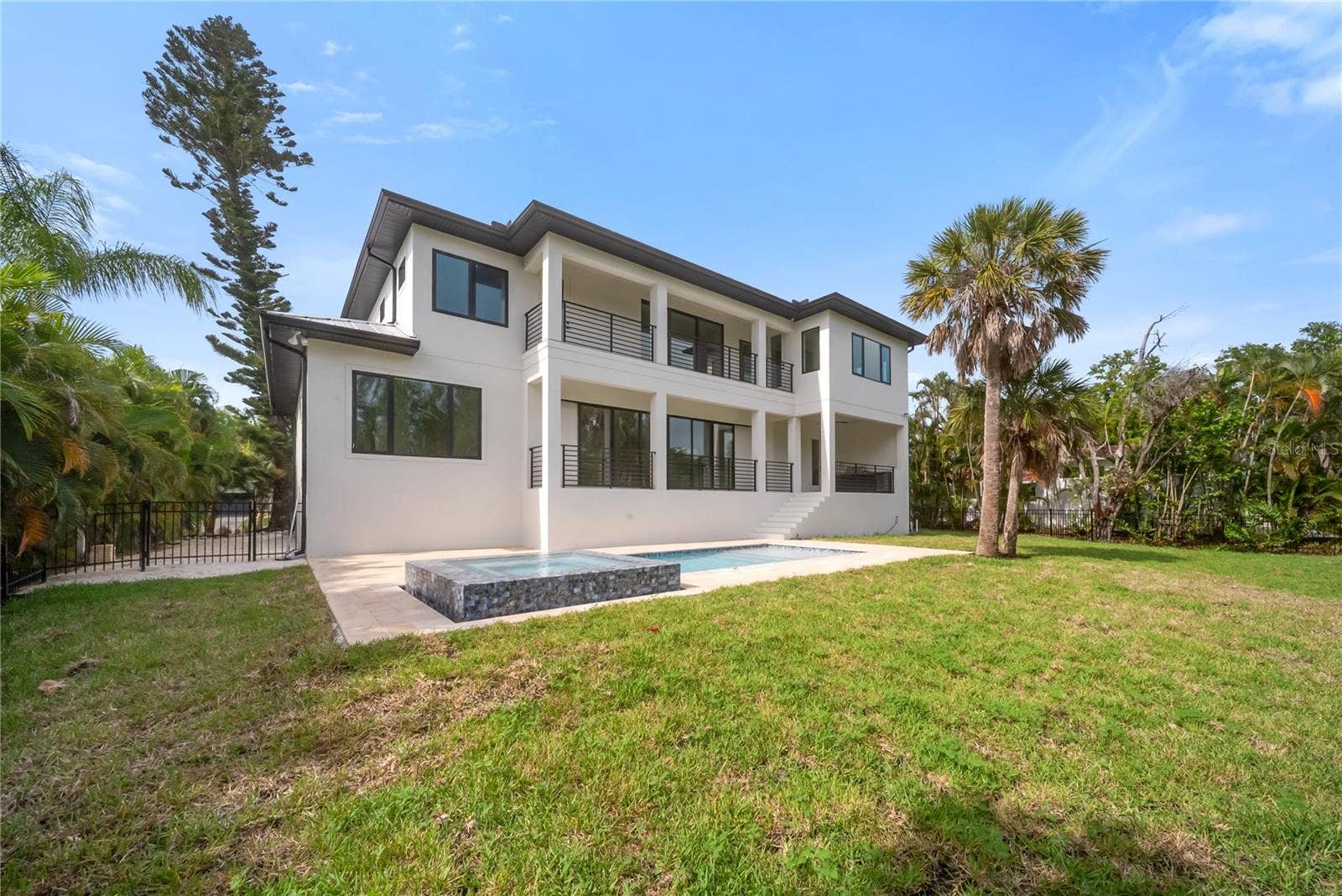 626 BUTTONWOOD DRIVE, Longboat Key, FL 34228 626 BUTTONWOOD DRIVE, Longboat Key, FL 34228