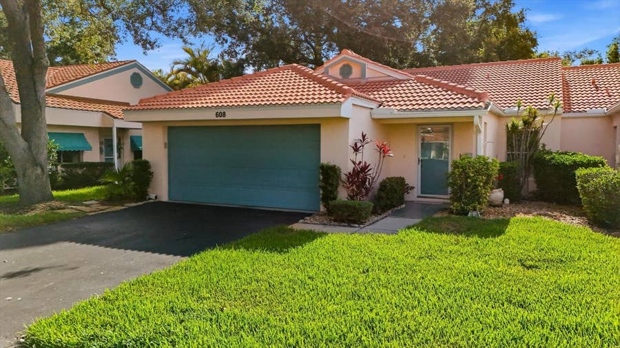 Property photo for 608 TYSON TERRACE, #8, Venice, FL