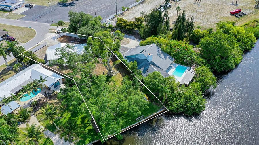 Property photo for 2103 LUSITANIA DRIVE, Sarasota, FL