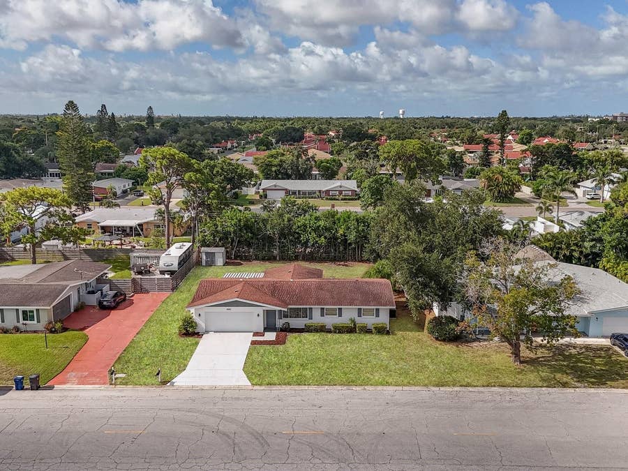 Property photo for 5605 9TH AVENUE DRIVE W, Bradenton, FL