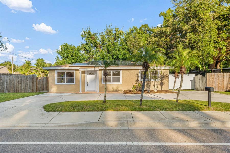 Property photo for 2913 MCINTOSH ROAD, Sarasota, FL
