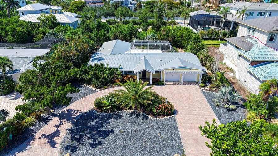 Property photo for 602 BUTTONWOOD DRIVE, Longboat Key, FL