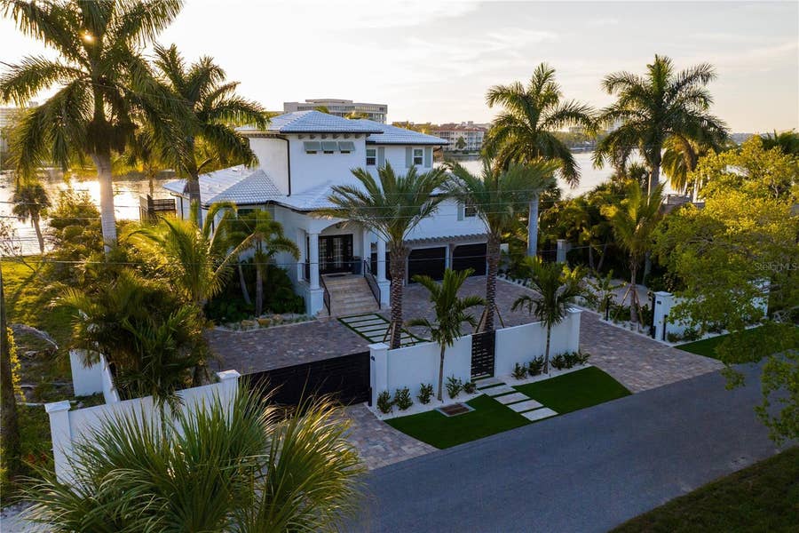 Property photo for 6448 HOLLYWOOD BOULEVARD, Sarasota, FL