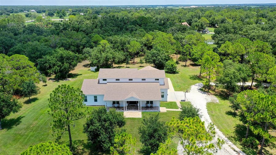 Property photo for 1408 OAK HAMMOCK ROAD, Sarasota, FL