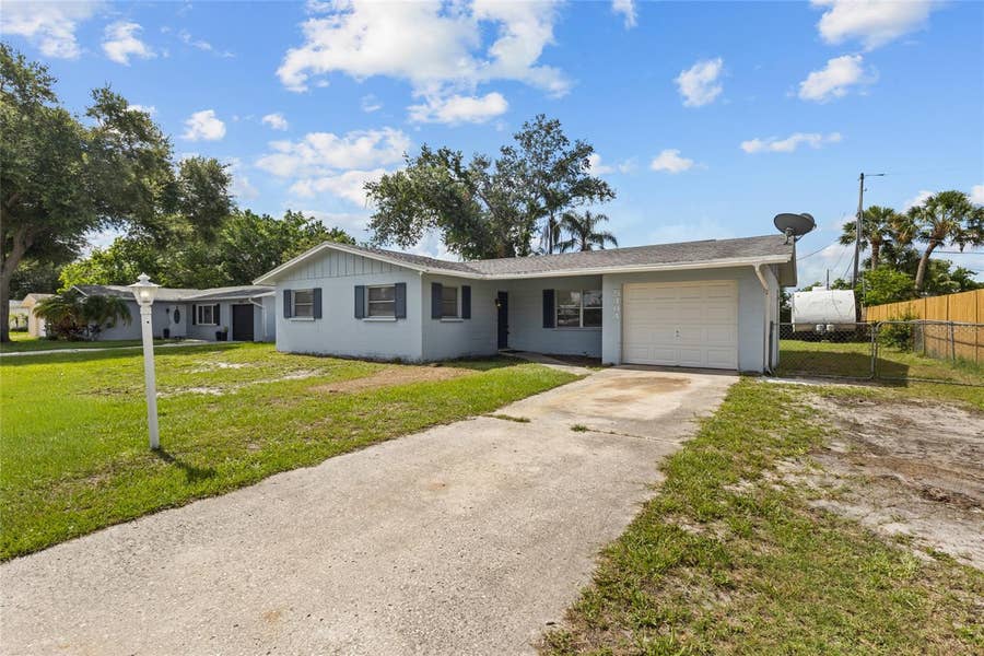 Property photo for 5404 LAURELWOOD PLACE, Sarasota, FL