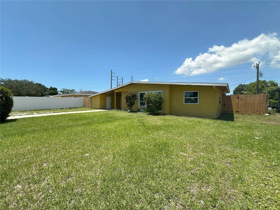 Property photo for 3335 DUDLEY STREET, Sarasota, FL