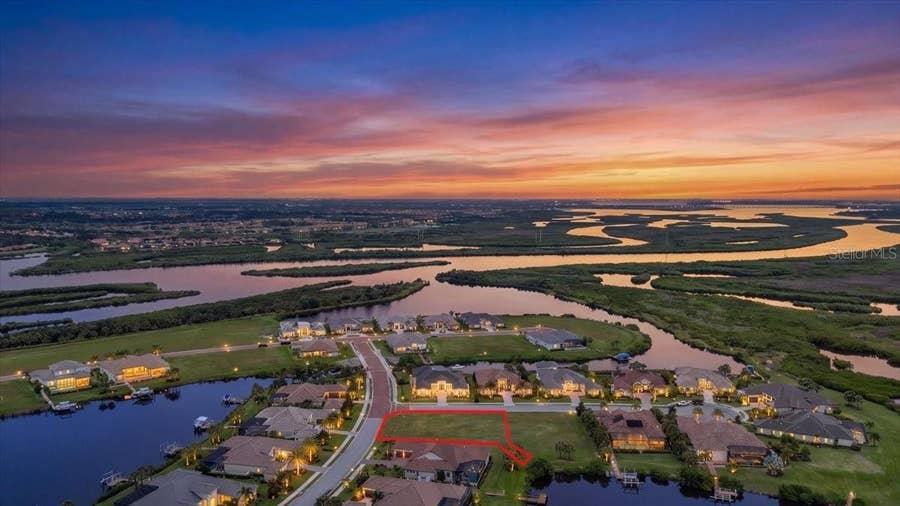 Property photo for 11404 HARBOURSIDE LANE, Parrish, FL