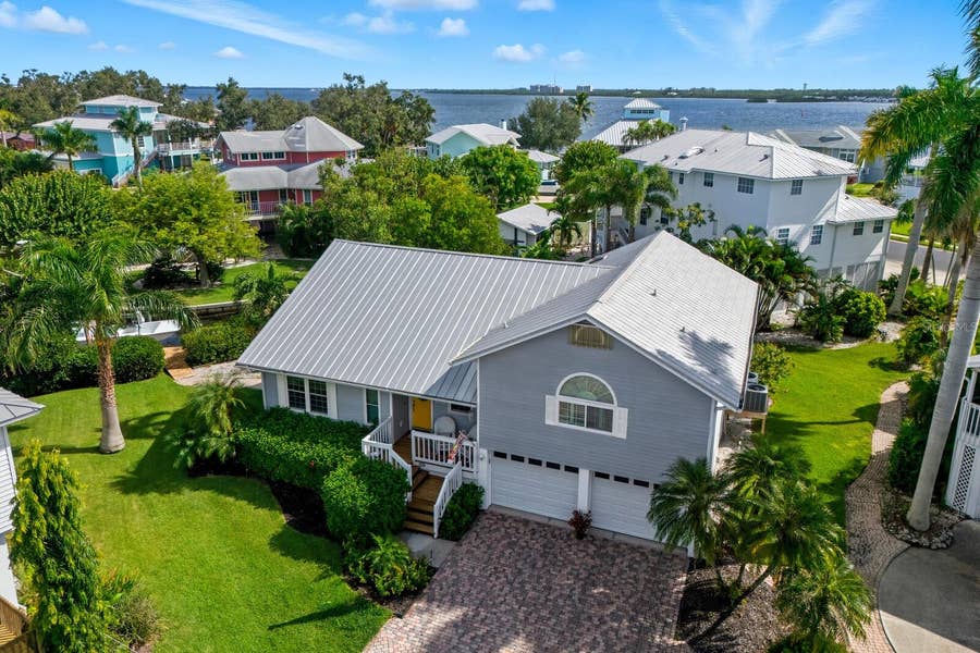 Property photo for 1528 43RD AVENUE DRIVE W, Palmetto, FL