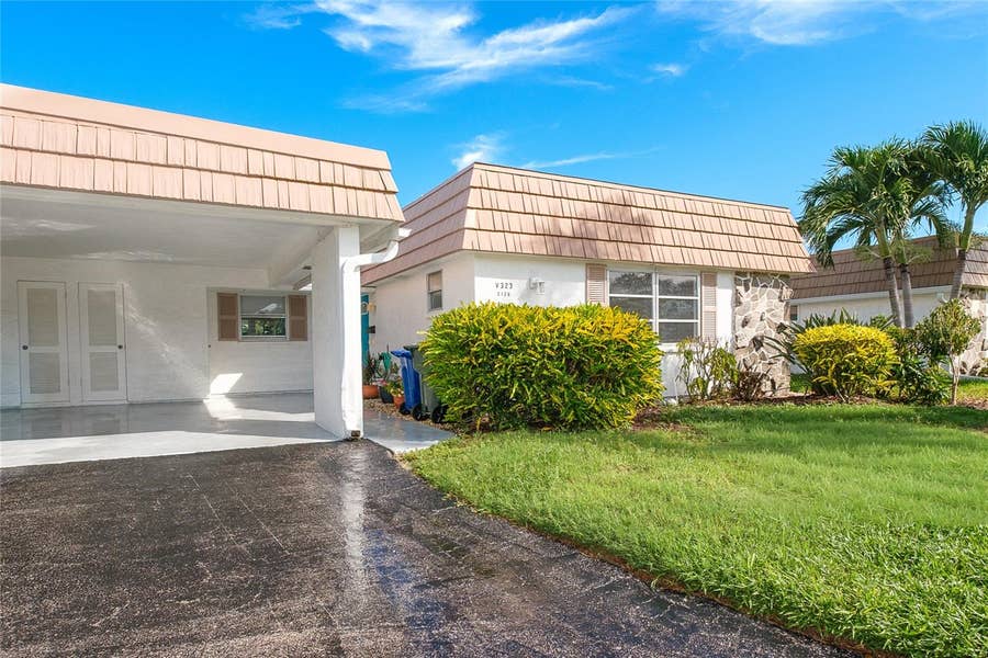 Property photo for 2126 RIVERBLUFF PARKWAY, #V323, Sarasota, FL