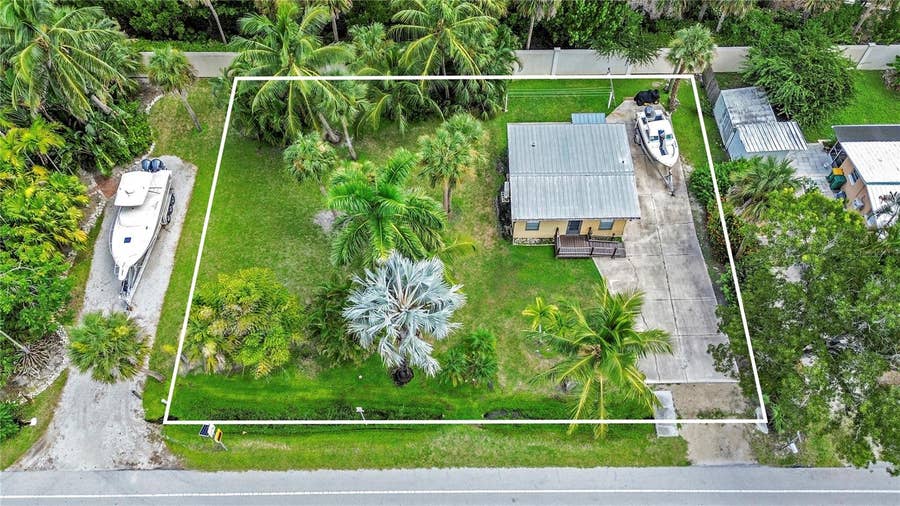 Property photo for 1931 DANFORD STREET, Naples, FL