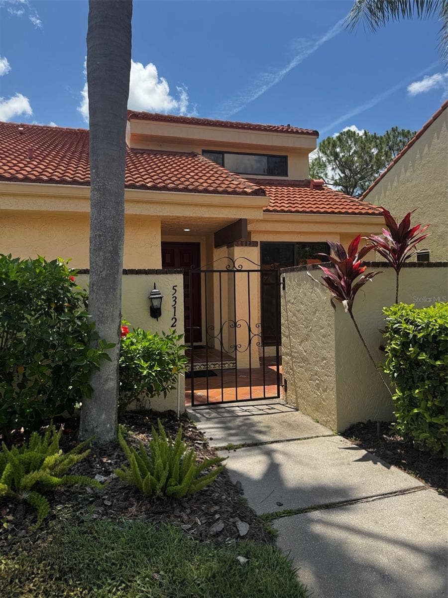 Property photo for 5312 HUNTINGWOOD COURT, #39, Sarasota, FL
