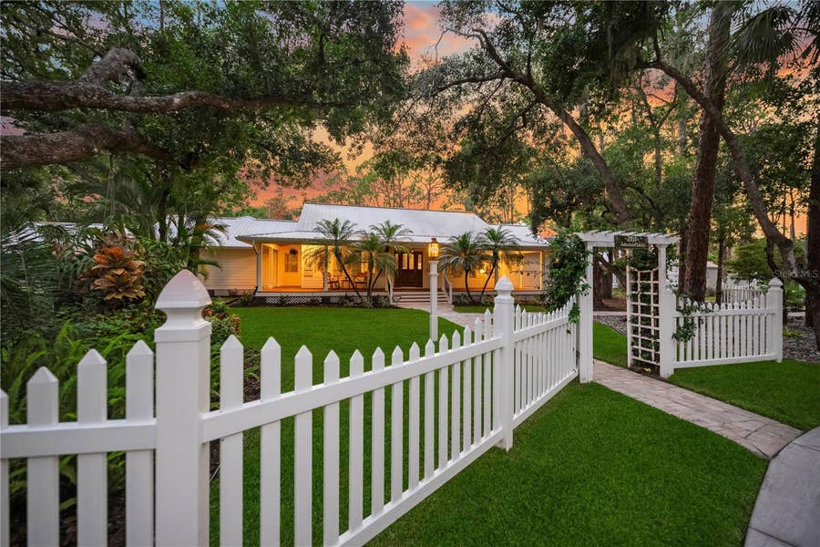 Property photo for 2810 SARASOTA GOLF CLUB BOULEVARD, Sarasota, FL