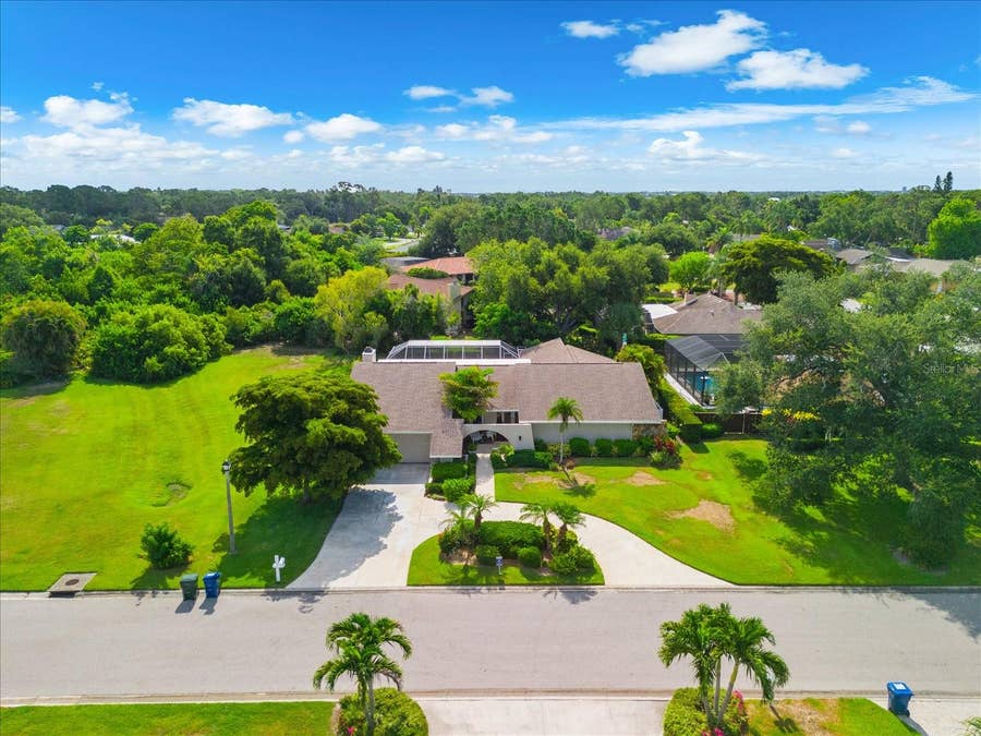Property photo for 4010 COUNTRY VIEW DRIVE, Sarasota, FL