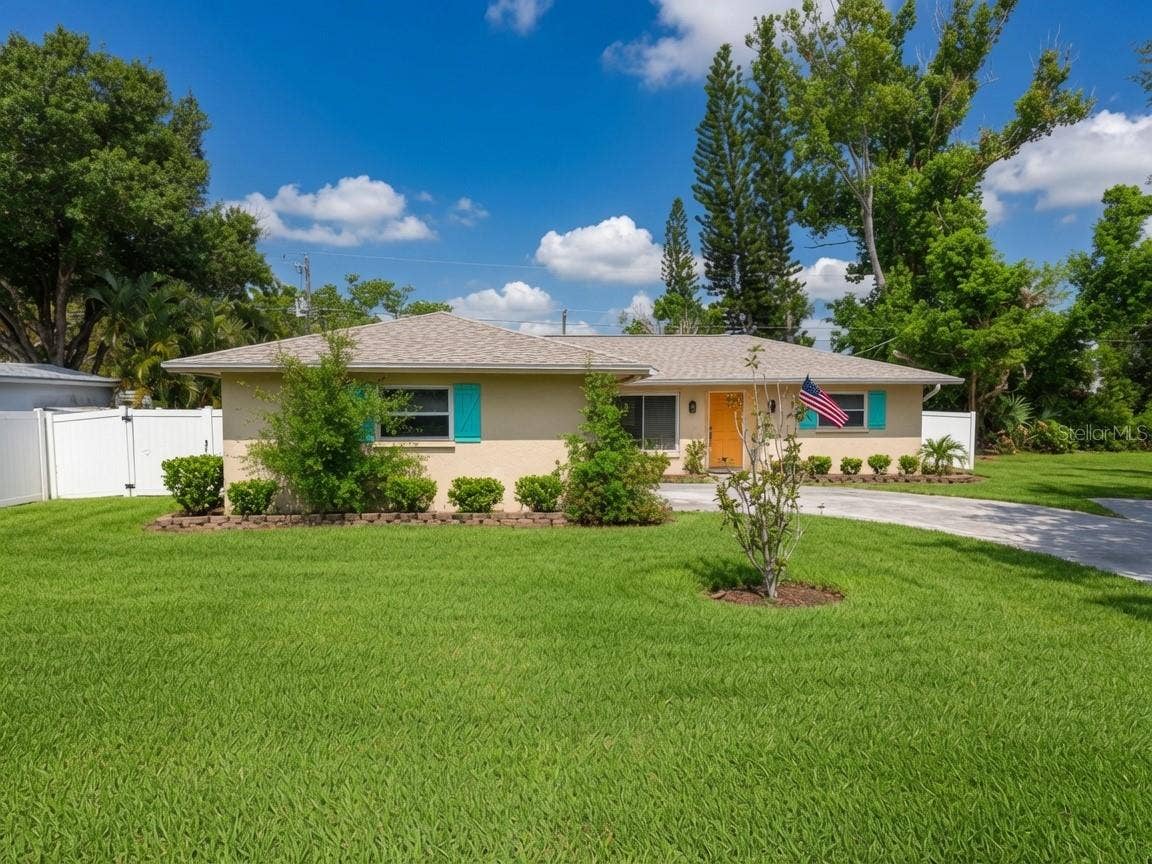 5864 MARIGOLD ROAD, Venice, FL 34293 Exterior Front