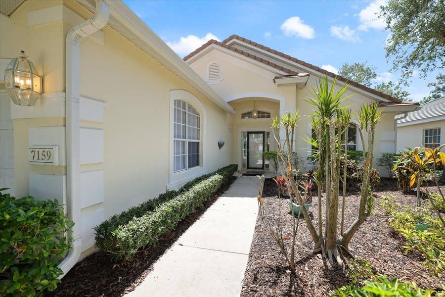 Property photo for 7159 VICTORIA CIRCLE, University Park, FL