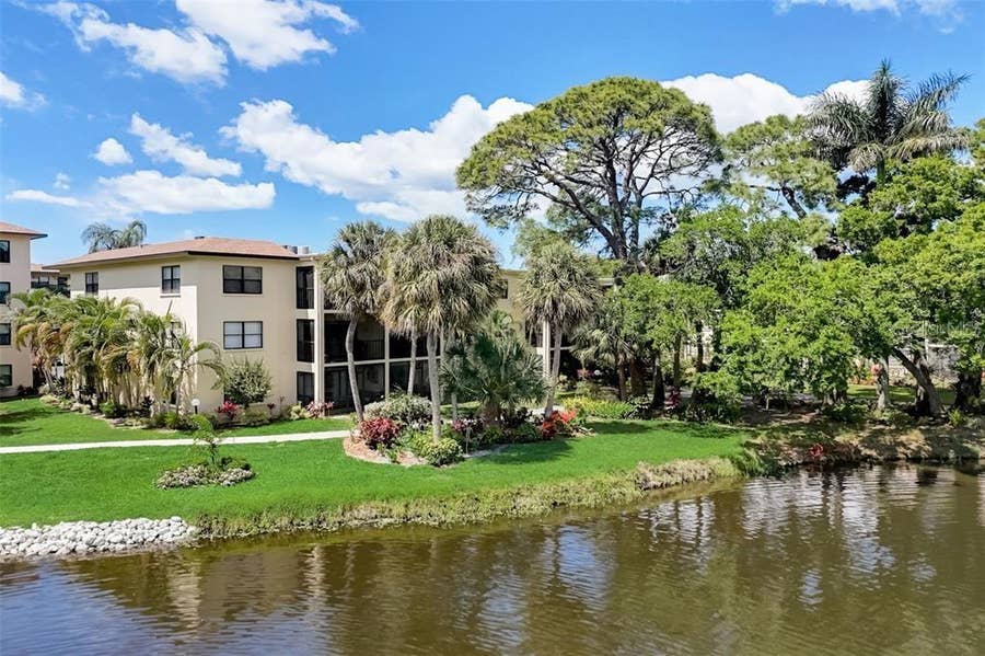 Property photo for 425 30TH AVENUE W, #C212, Bradenton, FL