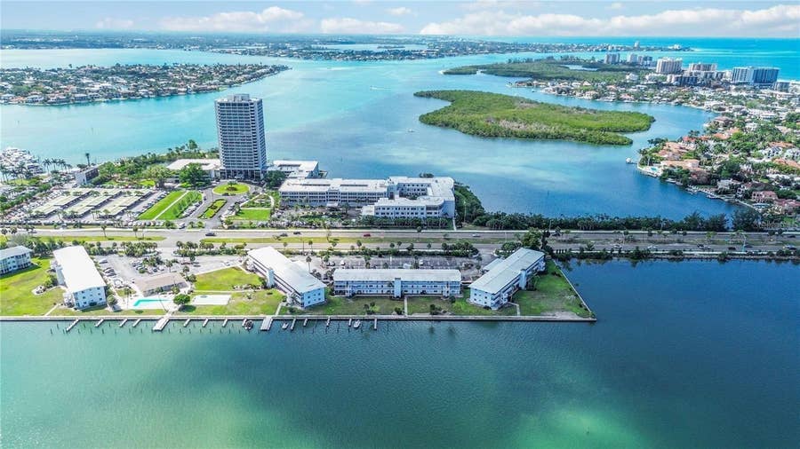 Property photo for 765 JOHN RINGLING BOULEVARD, #1CLARI, Sarasota, FL