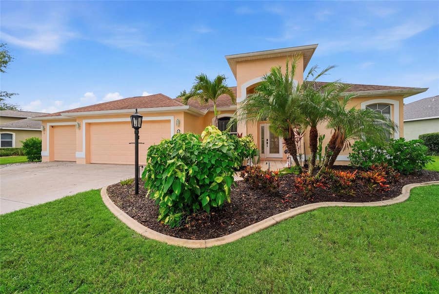 Property photo for 10461 OLD GROVE CIRCLE, Bradenton, FL