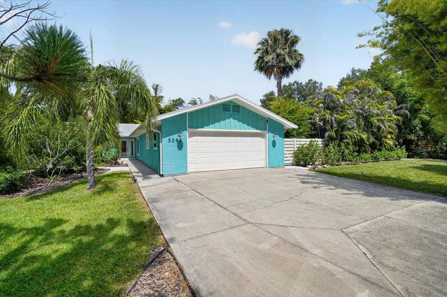 Property photo for 3282 TOBERO LANE, Sarasota, FL