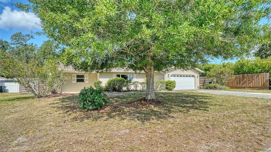 Property photo for 1546 GEORGETOWNE LANE, Sarasota, FL