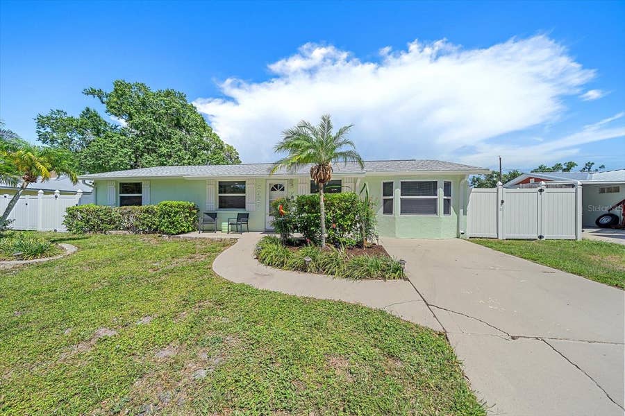 Property photo for 2923 LINWOOD DRIVE, Sarasota, FL