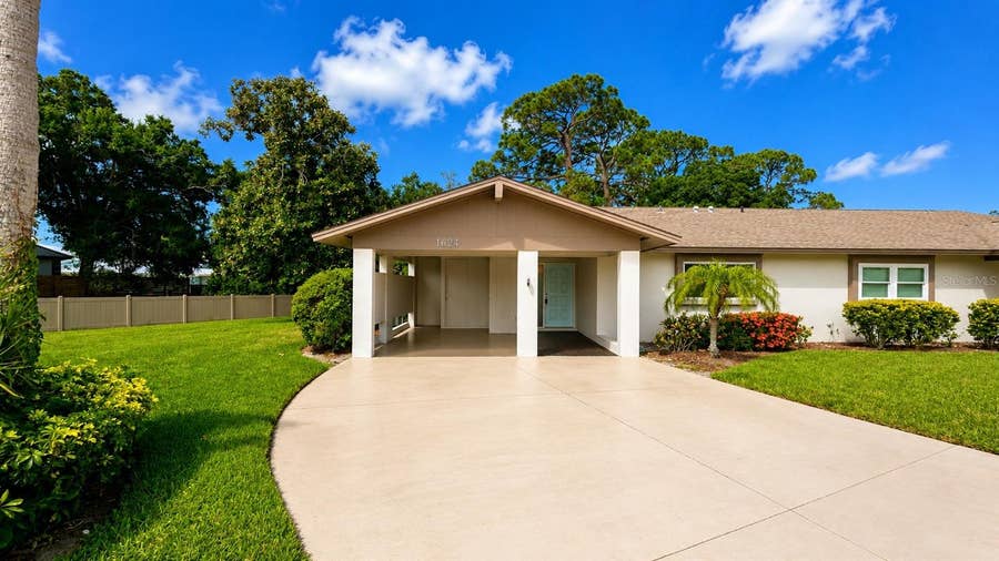 Property photo for 1624 WHITEHEAD DRIVE, #320, Sarasota, FL
