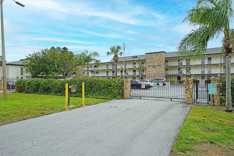 Property photo for 6100 12TH STREET S, #220, St Petersburg, FL