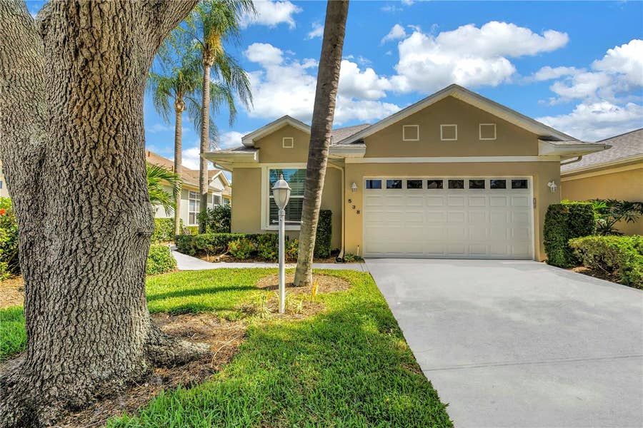 Property photo for 538 CATALINA ISLES CIRCLE, Venice, FL