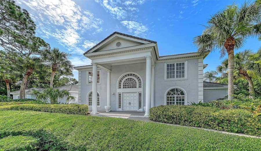 Property photo for 916 MACEWEN DRIVE, Osprey, FL